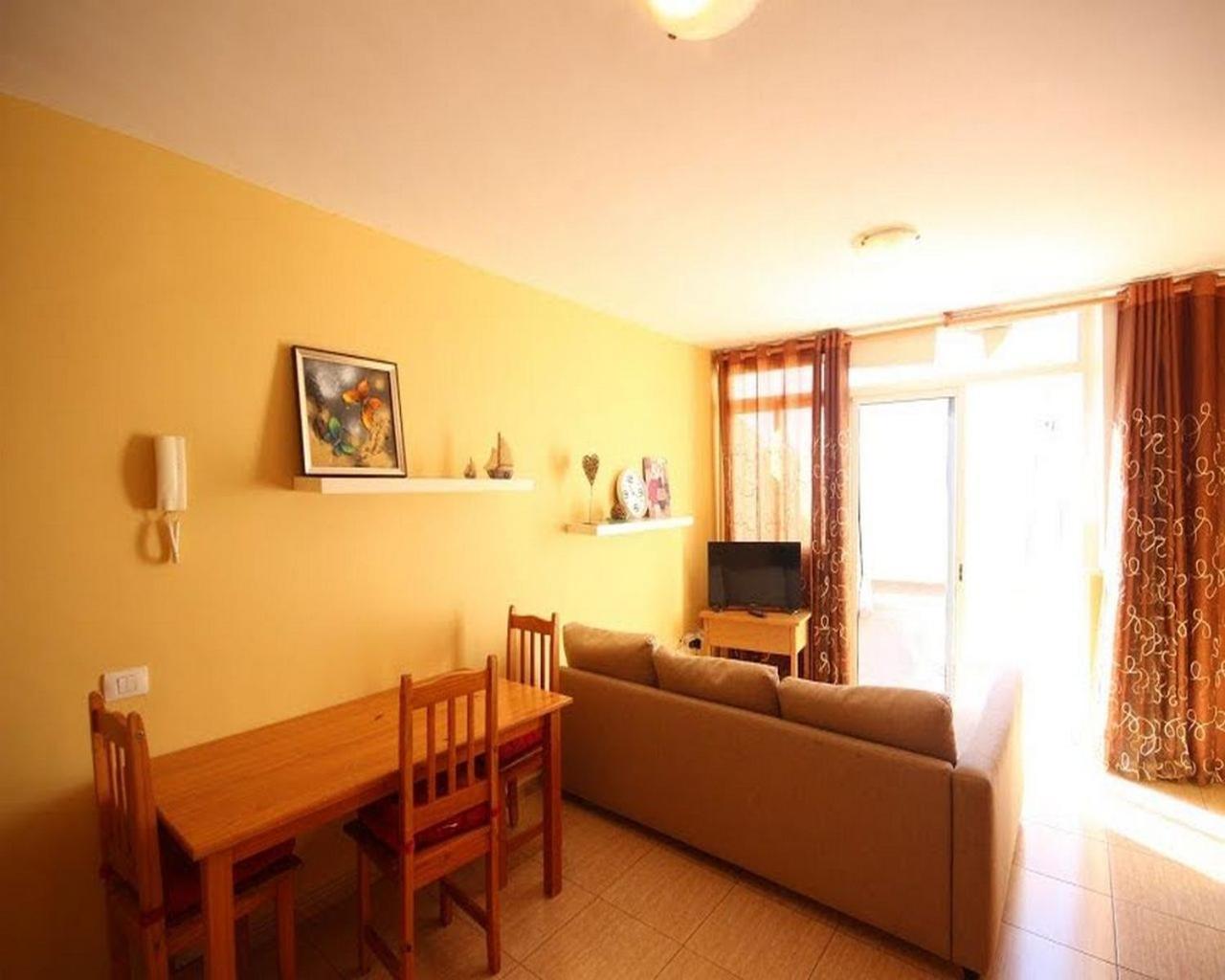 Apartamentos Isla Tenerife Sur (Adults Only) Los Abrigos Bilik gambar