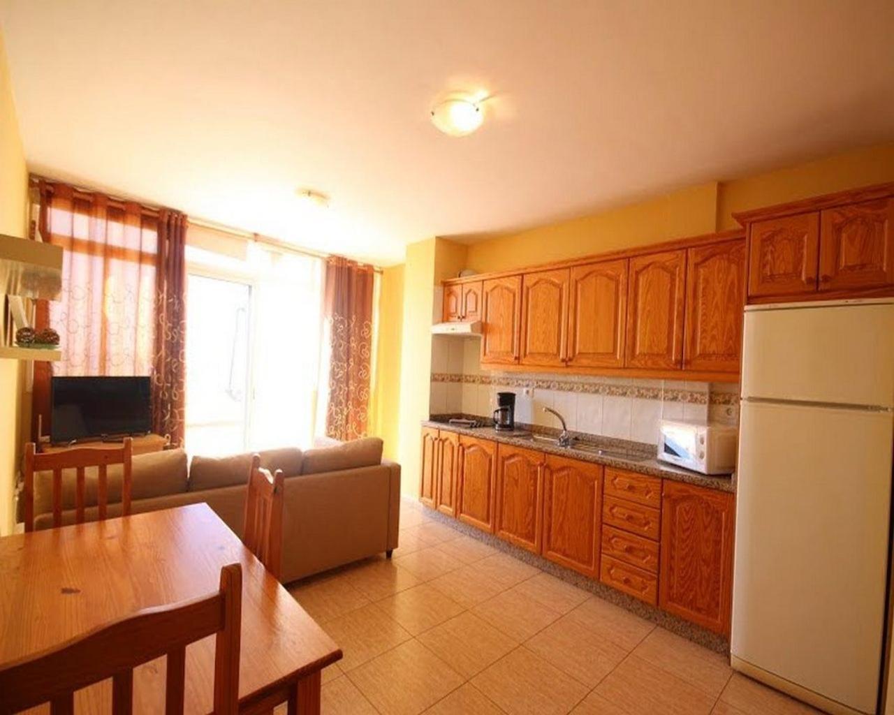 Apartamentos Isla Tenerife Sur (Adults Only) Los Abrigos Bilik gambar