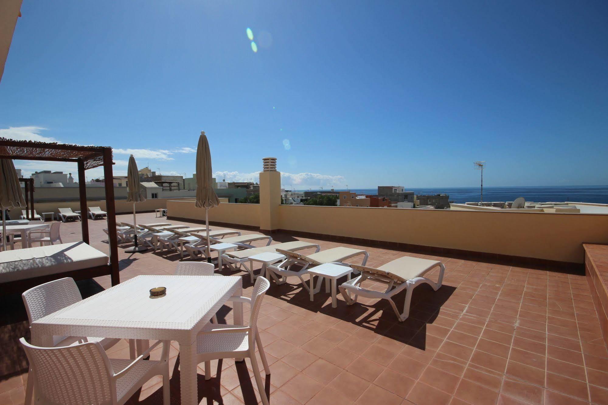 Apartamentos Isla Tenerife Sur (Adults Only) Los Abrigos Luaran gambar